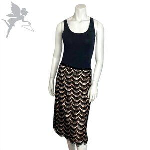 TRACY REESE Scalloped lace pencil skirt